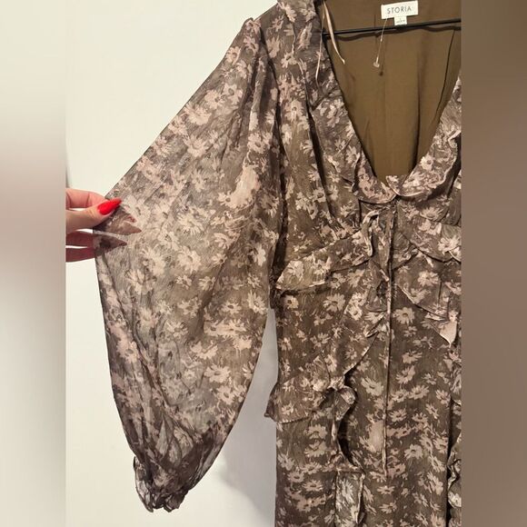 SALE! - Storia Floral Midi Dress Large - Picture 5 of 7